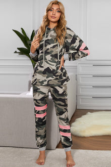  Camouflage Contrast Detail Hoodie and Joggers Lounge Set